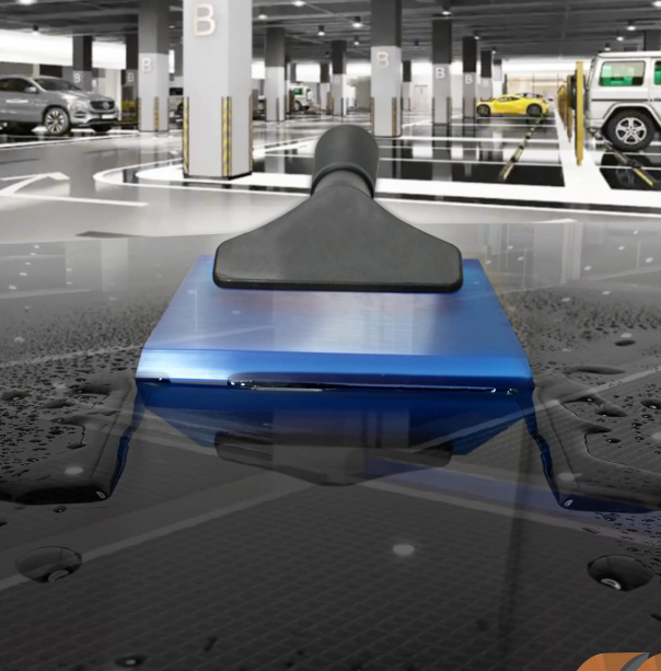 Small Rubber Squeegee for Car Windows Mirrors and Glass Cleaning - Image 2