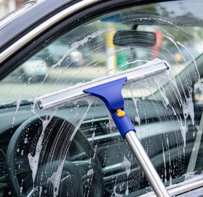 Window Cleaning Squeegee Kit with Extendable Pole and Rotating Head