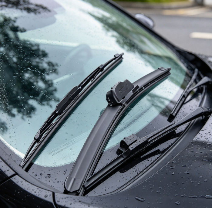 Front and Rear Windshield Wiper Blade Set for Vehicle Glass - Image 2